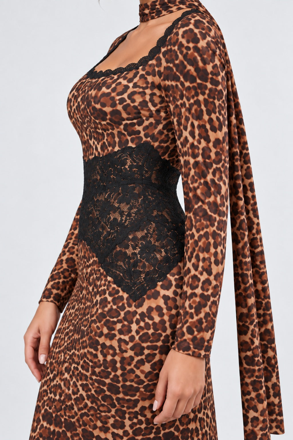 Alter Ego dress detail